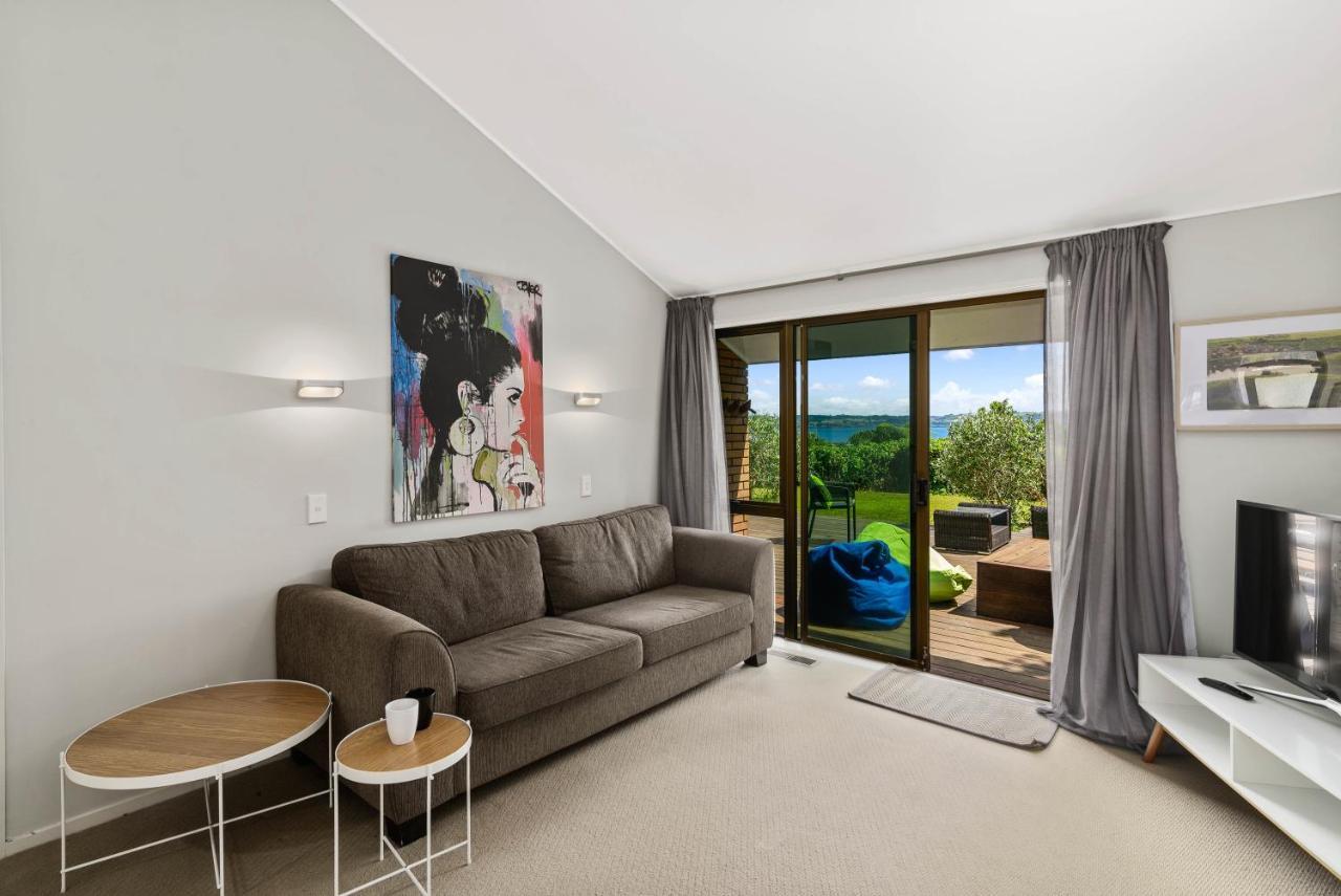 The Bird House - Kawaha Point, Rotorua. Stylish Six Bedroom Home With Space, Views And Relaxed Atmosphere Extérieur photo